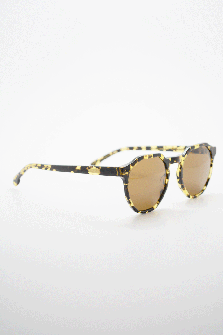 gafas de sol three carey amarillo